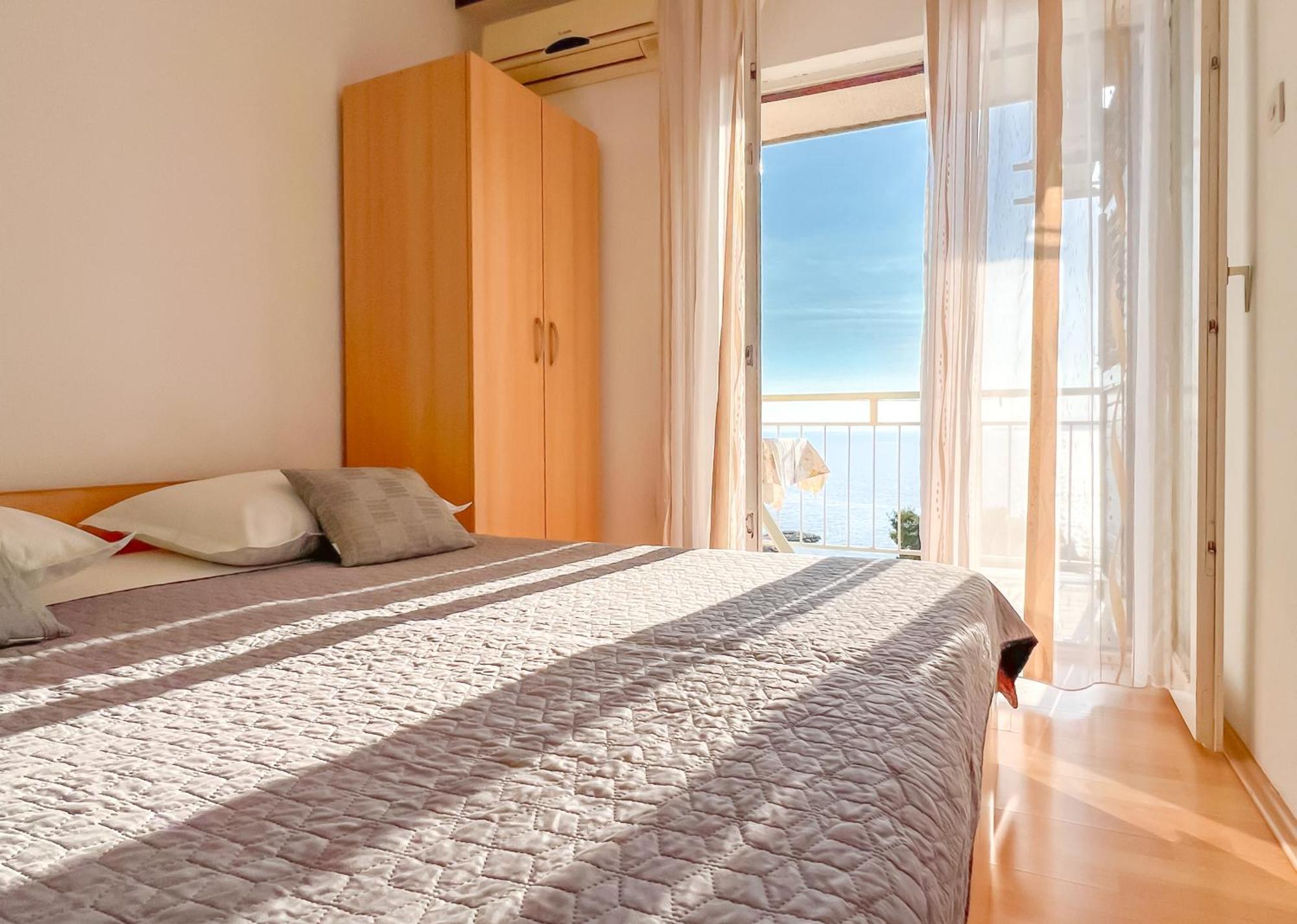 Seaside Apartments And Rooms Baška Voda Екстериор снимка