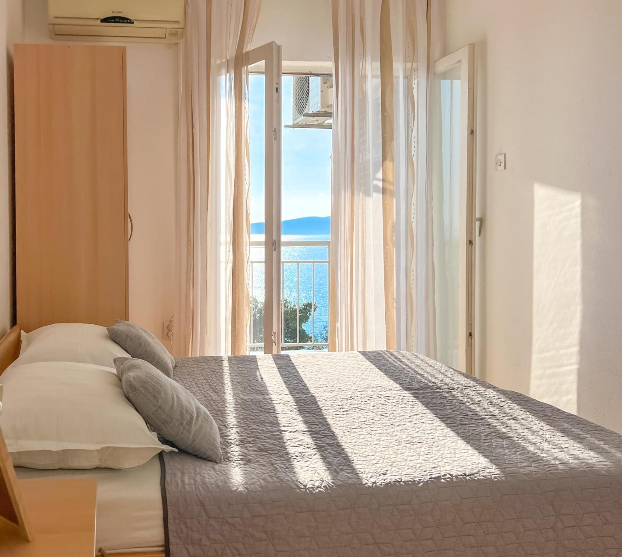 Seaside Apartments And Rooms Baška Voda Екстериор снимка
