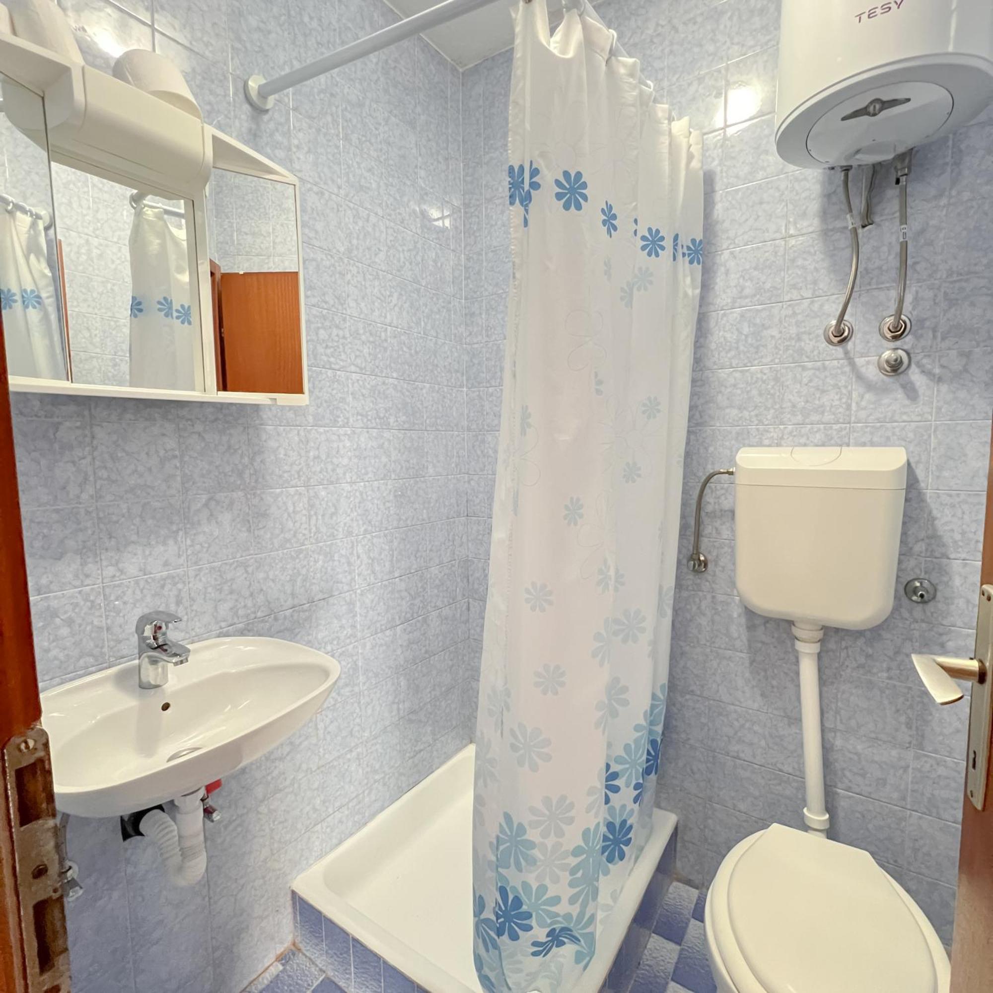 Seaside Apartments And Rooms Baška Voda Екстериор снимка