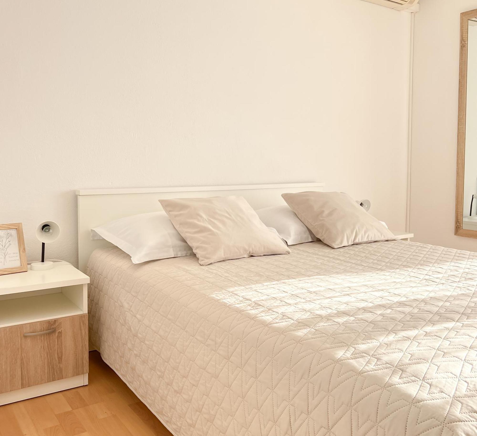Seaside Apartments And Rooms Baška Voda Екстериор снимка