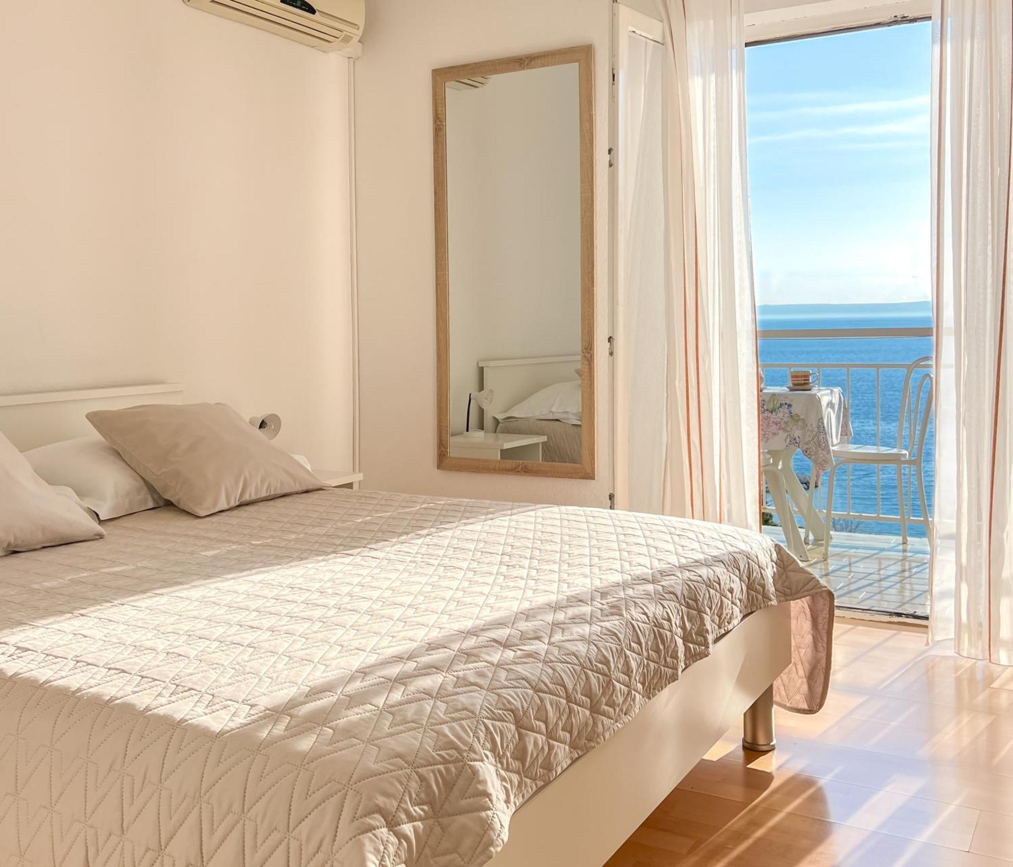 Seaside Apartments And Rooms Baška Voda Екстериор снимка