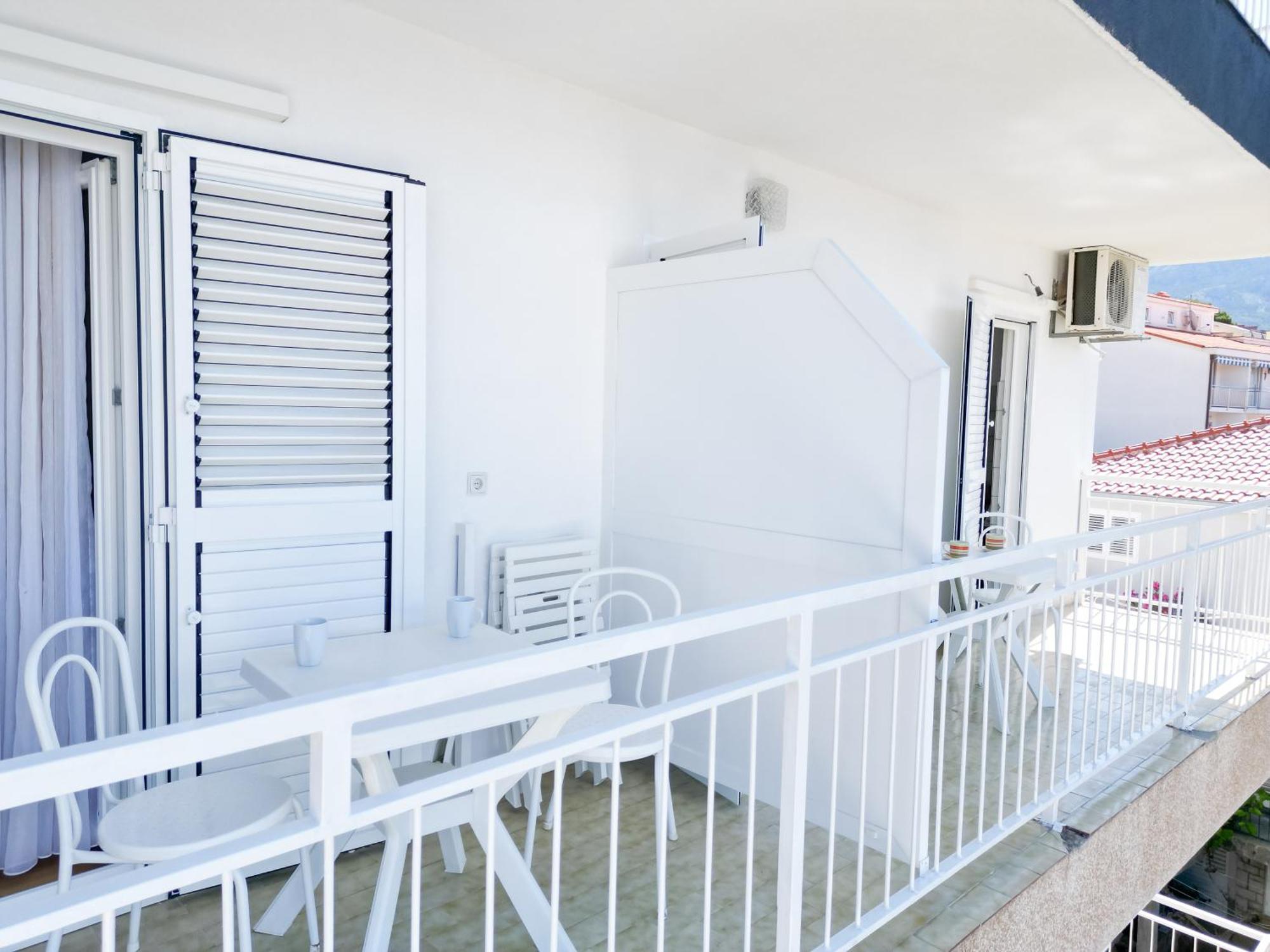 Seaside Apartments And Rooms Baška Voda Екстериор снимка