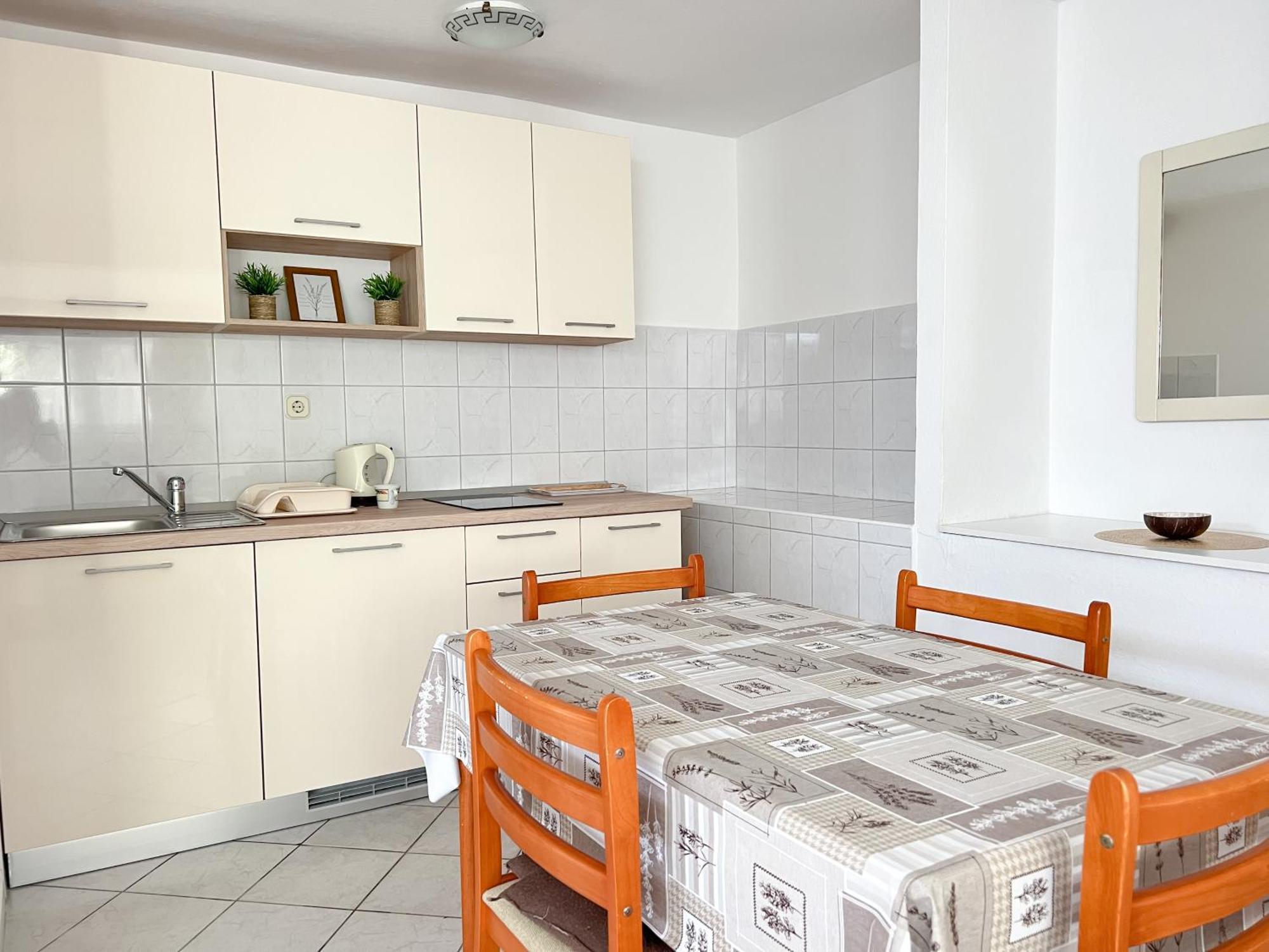 Seaside Apartments And Rooms Baška Voda Екстериор снимка